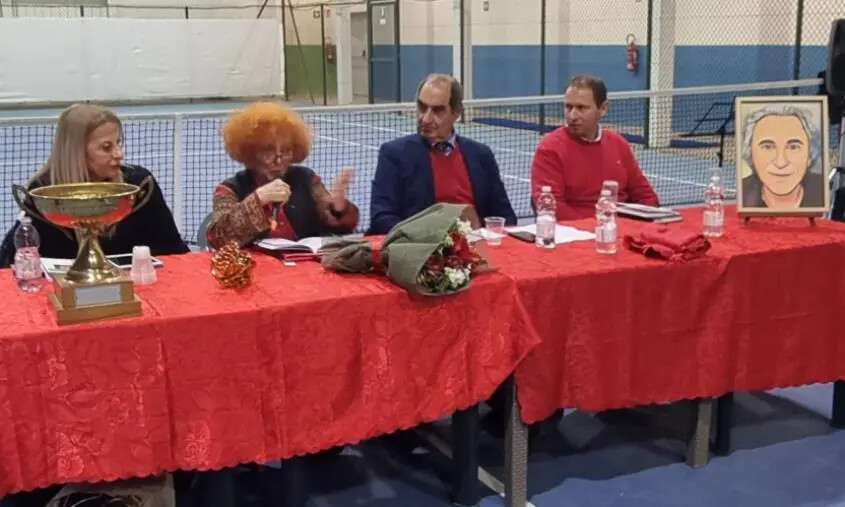 images Catanzaro, indelebili i ricordi del maestro di tennis Giorgio Sinatora racchiusi nel libro di Casaletto