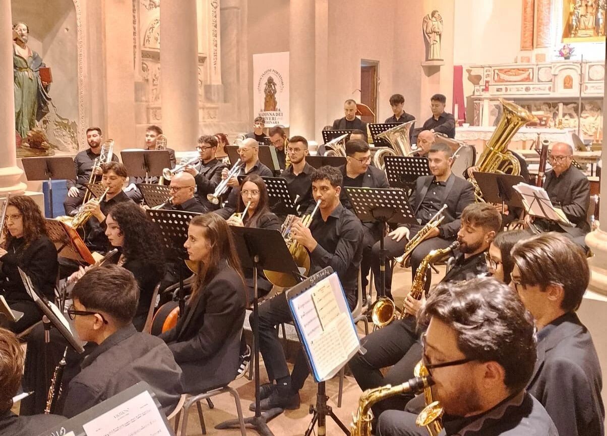 images Vibo, l’Orchestra di Fiati del Conservatorio Torrefranca chiude il ciclo di concerti diretto dal M° Ferruccio Messinese