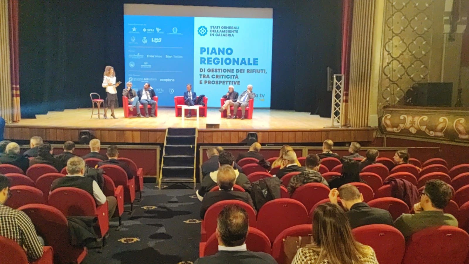 A Lamezia gli Stati generali dell'Ambiente: rete unica, impianti e termovalorizzatore le priorità 