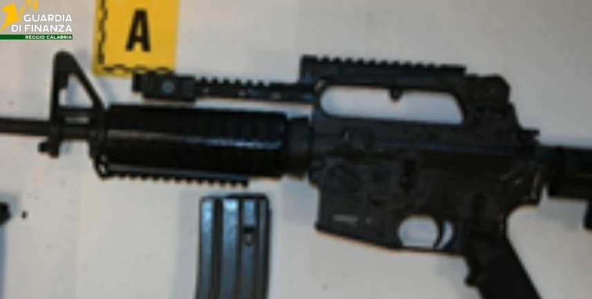 Detenzione, vendita e ricettazione di armi nel Reggino: arsenale a disposizione della 'Ndrangheta   