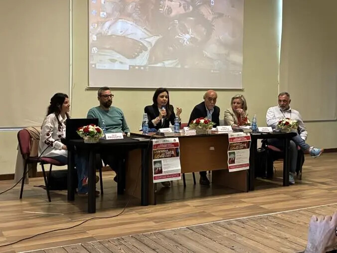 images Catanzaro, la seta protagonista del primo incontro di ‘Tutta n’atra storia'