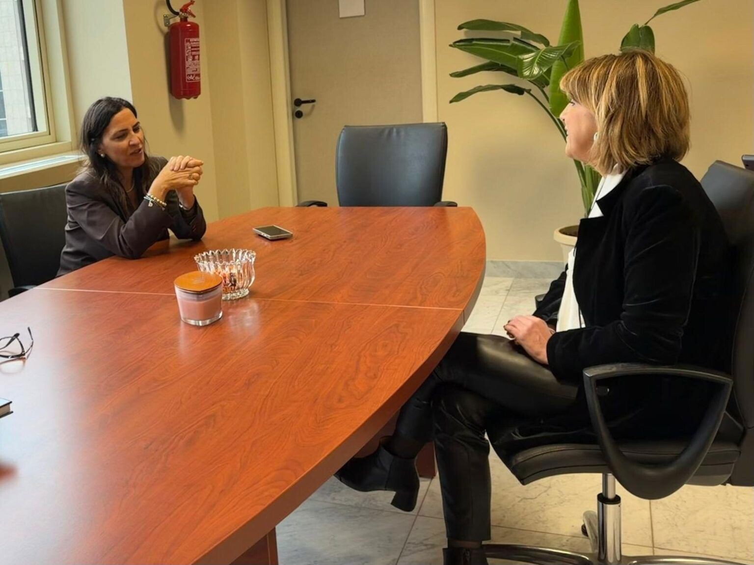 Incontro tra l'assessore Micheli e il dg Usr Giannicola: “Rafforziamo il dialogo per il futuro della scuola calabrese” images Incontro tra l'assessore Micheli e il dg Usr Giannicola: “Rafforziamo il dialogo per il futuro della scuola calabrese”