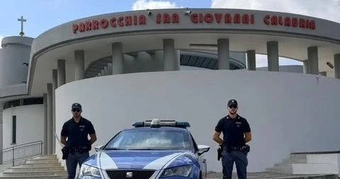 Lamezia, rubò 28.000 euro di offerte alla Parrocchia “San Giovanni Calabria”: arrestato