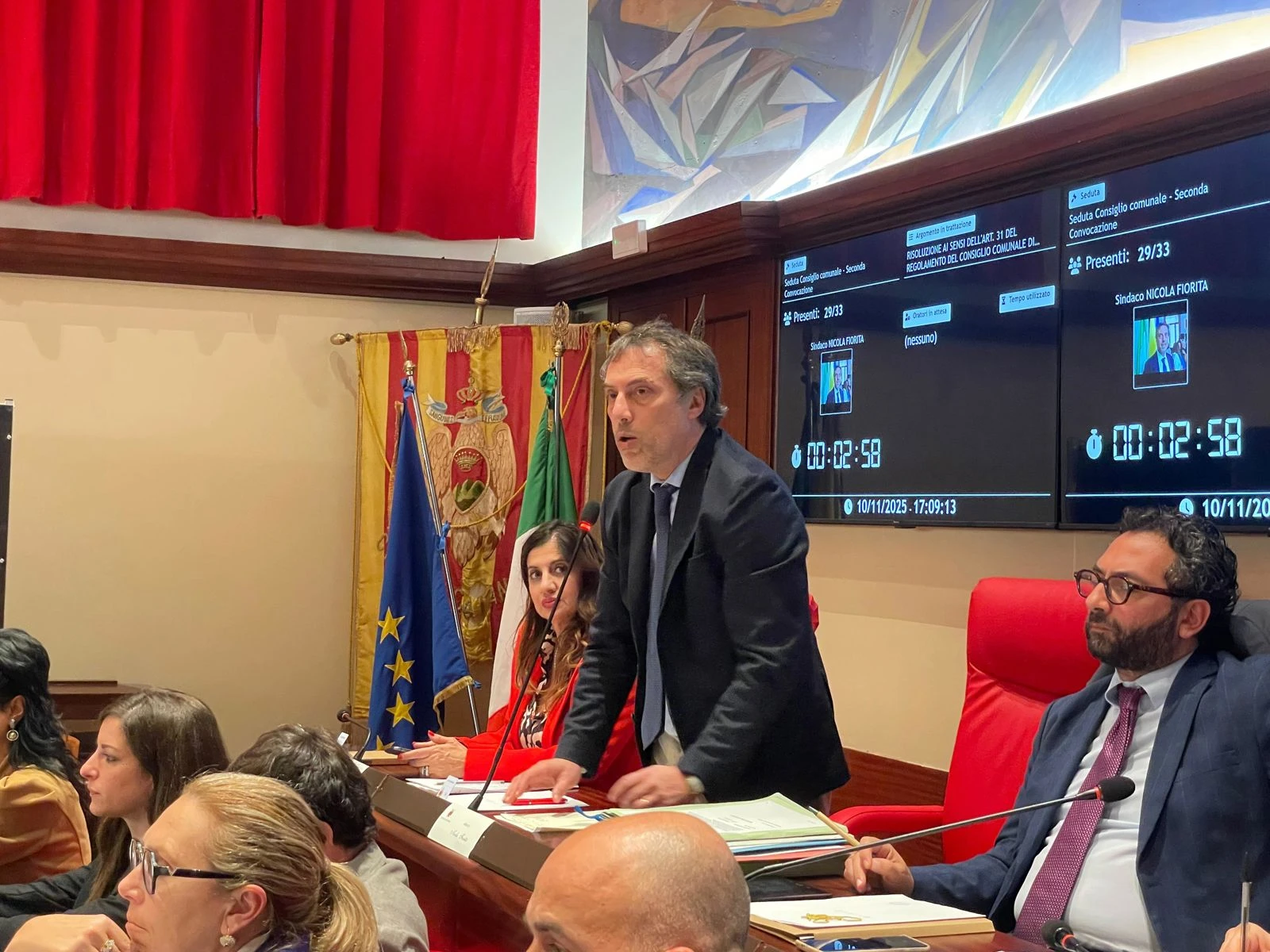 Consiglio comunale di Catanzaro, fra crisi (vere) lavorative e 'scontri' politici ad alta voce: la prima seduta nell'Aula Rossa