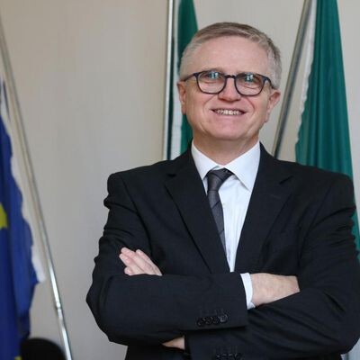 Sanità, il manager del Niguarda Alberto Zoli verso la Calabria: possibile incarico sull'emergenza-urgenza images Sanità, il manager del Niguarda Alberto Zoli verso la Calabria: possibile incarico sull'emergenza-urgenza