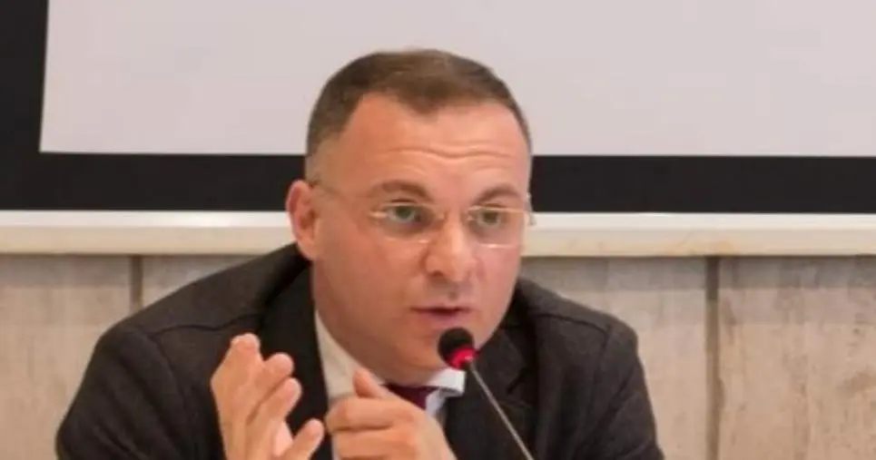images Aggiudicazione gara rimessaggio, Serò: "Si valorizza opportunamente il porto in attesa del completamento"