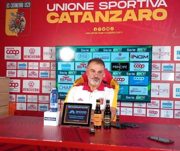 images Vivarini prima dello Spezia: "Prova molto difficile. Calciomercato? Nulla da commentare, ma ora dobbiamo stare uniti