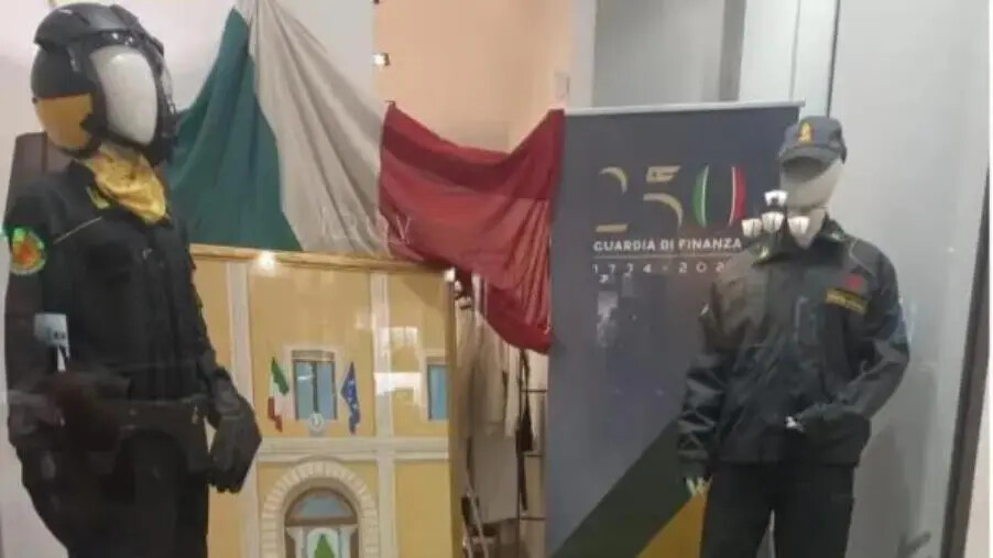 images Catanzaro, la Finanza celebra la festa dell'Unità nazionale e la giornata delle forze armate 