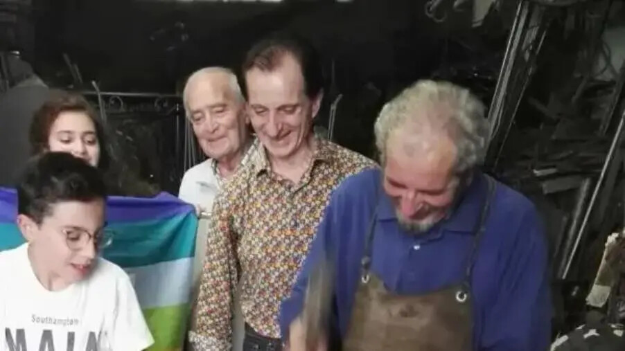 images Lettera a Tito, o noi distruggiamo le armi o le armi distruggeranno noi