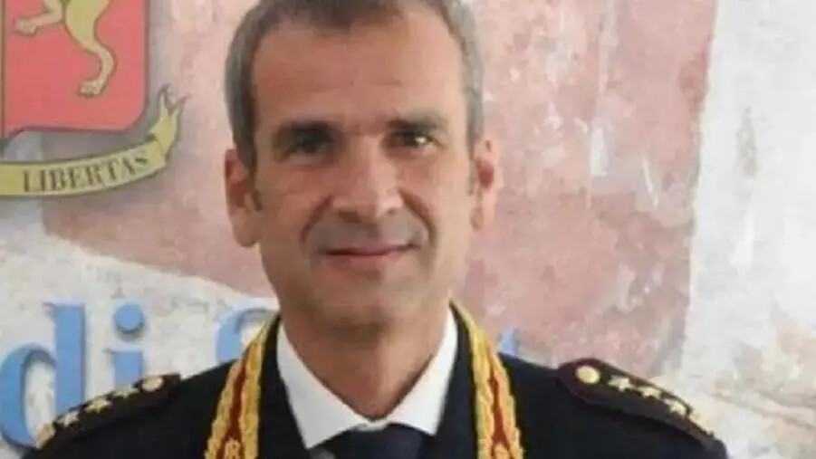 Cambio al vertice della Questura di Catanzaro, Gianfranco Rapisarda è il nuovo Vicario images Cambio al vertice della Questura di Catanzaro, Gianfranco Rapisarda è il nuovo Vicario