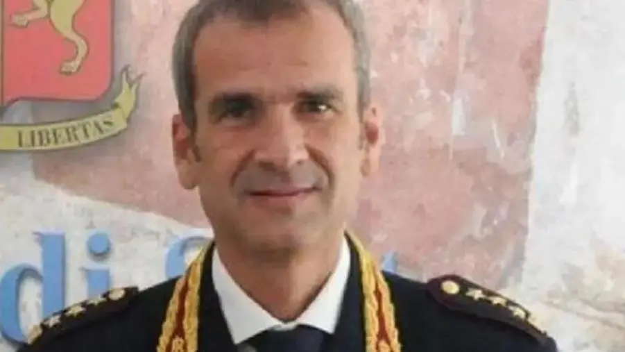 Cambio al vertice della Questura di Catanzaro, Gianfranco Rapisarda è il nuovo Vicario images Cambio al vertice della Questura di Catanzaro, Gianfranco Rapisarda è il nuovo Vicario