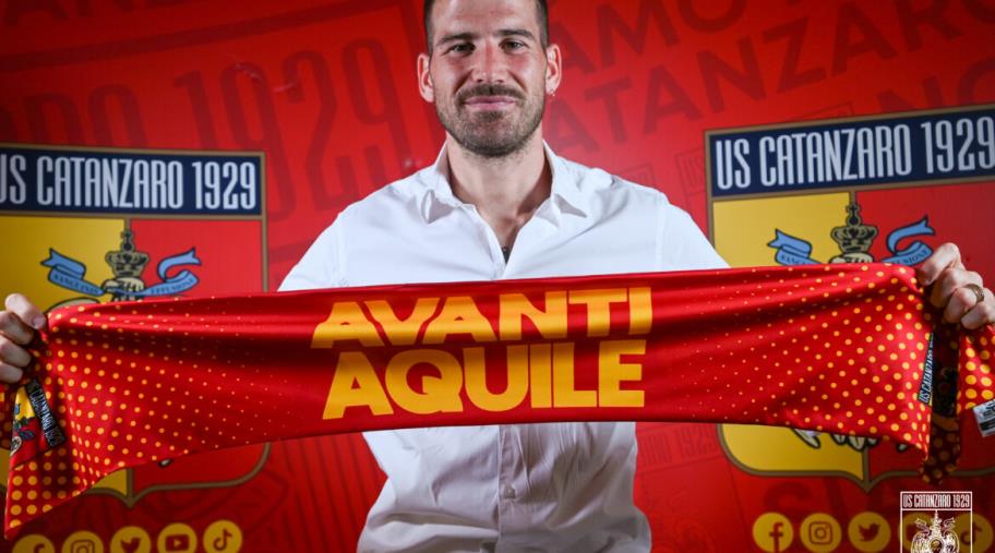 Us Catanzaro, l’attaccante Andrea La Mantia si presenta: “Bella accoglienza del Ceravolo” images Us Catanzaro, l’attaccante Andrea La Mantia si presenta: “Bella accoglienza del Ceravolo”