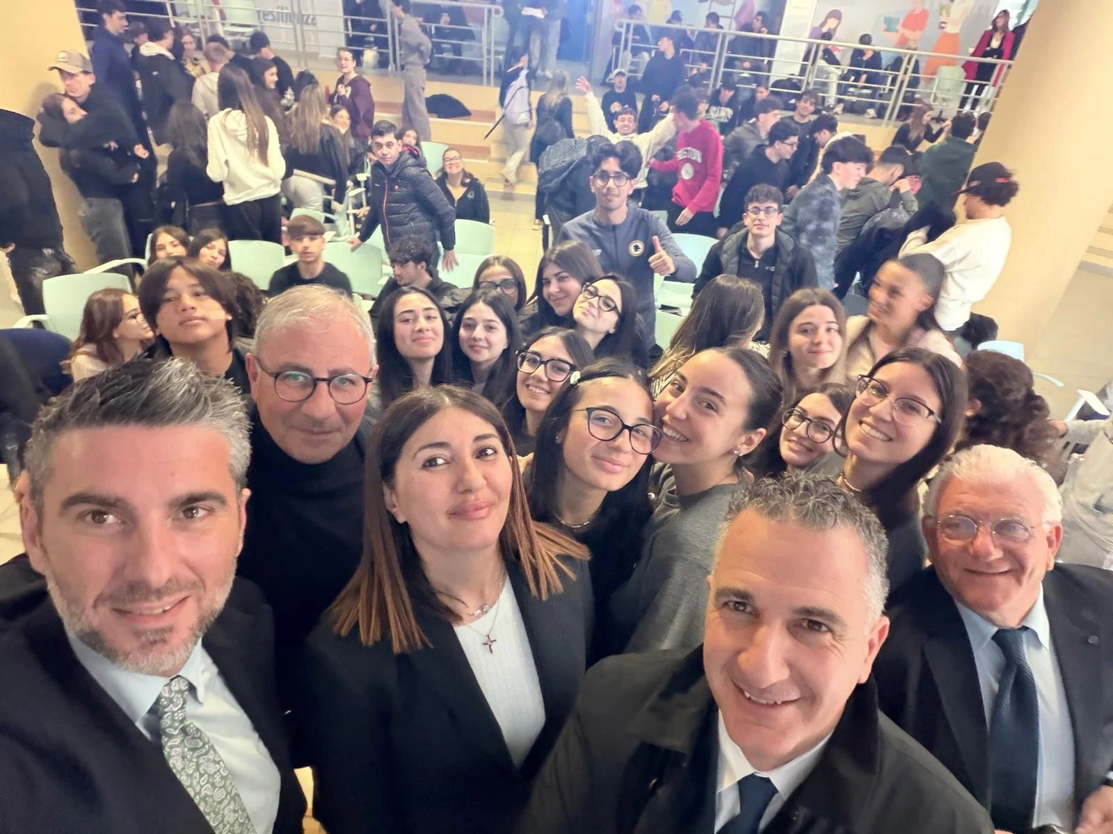 "Legalità e minori”: all’I.I.S. “Valentini–Majorana” di Castrolibero incontro con il Garante Lomonaco