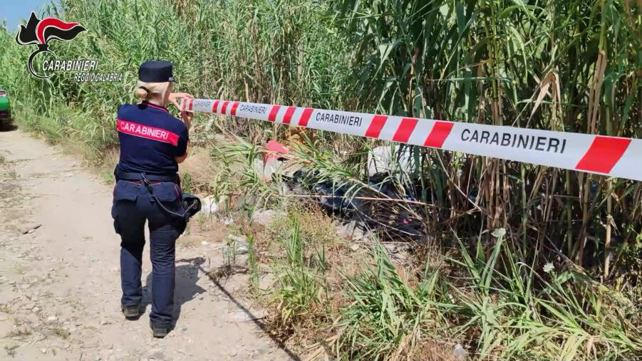 images Piana di Gioia Tauro, servizio anti roghi: 14 denunce 