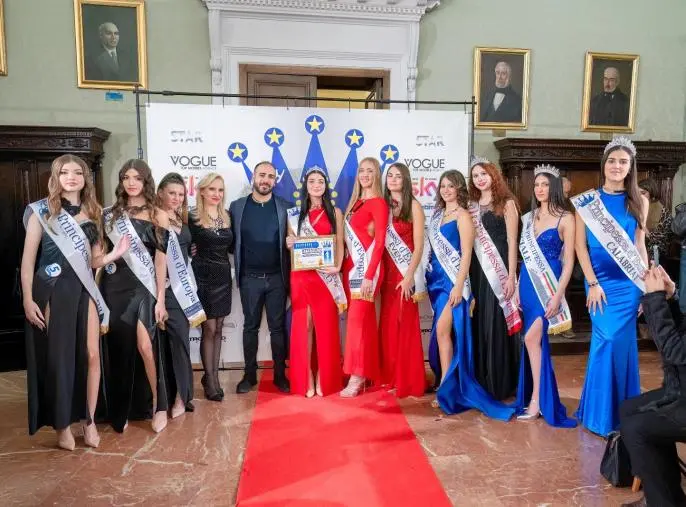 images Selezione regionale Miss Principessa d'Europa: sul podio la soveratese Elisabetta  Sinopoli 