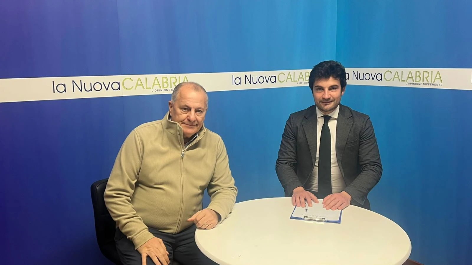 Catanzaro Capitale, fondi persi e minacce di querele: ospite Costanzo (SEGUI LA DIRETTA) 