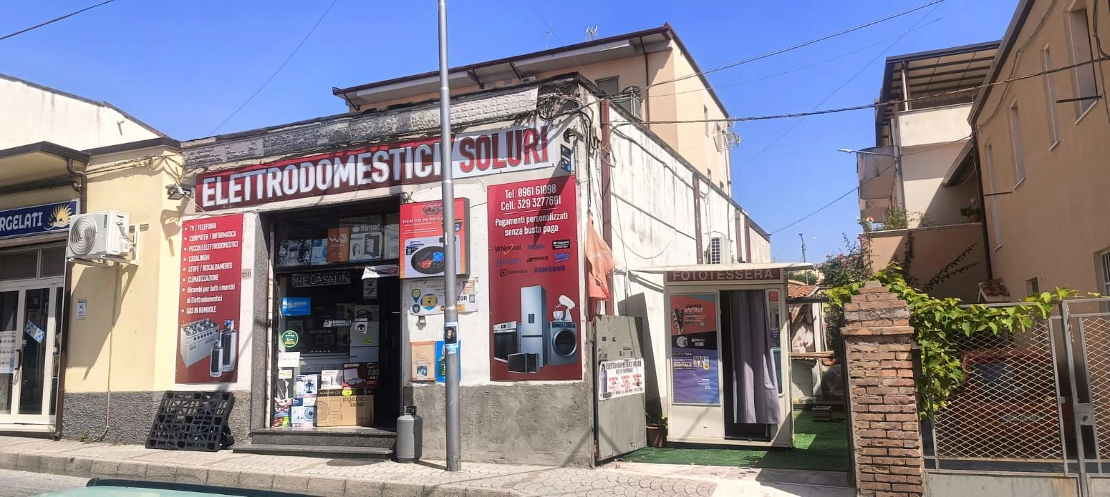 Catanzaro, nuovo servizio di fototessere a Santa Maria: Elettrodomestici Soluri amplia i servizi per i cittadini