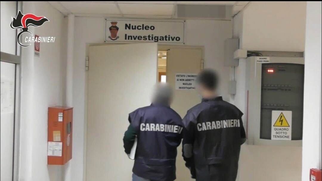 images Rapina, estorsione e traffico di droga: tutti i dettagli dell'operazione Libeccio a Crotone