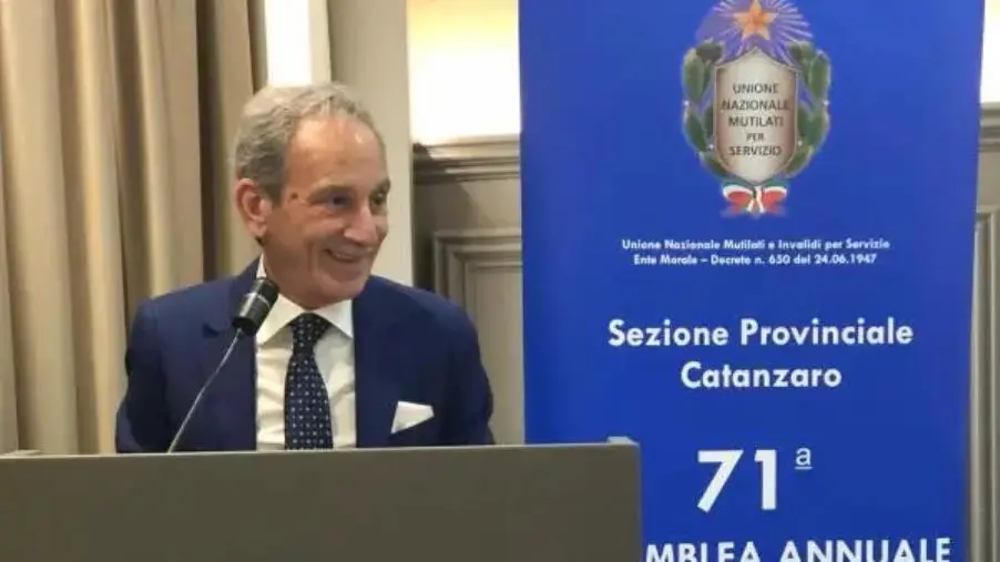 La sfida dell’UNMS Catanzaro, Crotone e Vibo: 6 borse di studio per onorare la memoria del presidente Continolo images La sfida dell’UNMS Catanzaro, Crotone e Vibo: 6 borse di studio per onorare la memoria del presidente Continolo