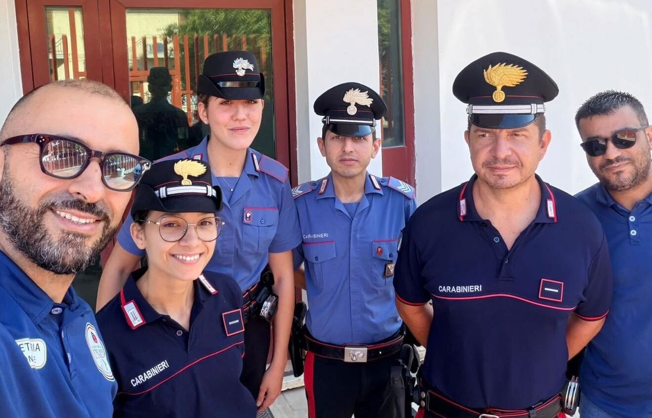 images Unarma in visita alle Stazioni Carabinieri di Fiumefreddo Bruzio e Belmonte Calabro