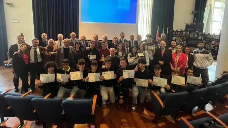 Catanzaro, all'Industriale "Scalfaro" un omaggio a Pietro Mennea images Catanzaro, all'Industriale "Scalfaro" un omaggio a Pietro Mennea