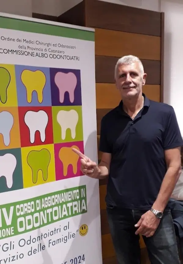 “La Medicina estetica in odontoiatria: dal sorriso al volto” è il tema della relazione del dottor Michele Cassetta images “La Medicina estetica in odontoiatria: dal sorriso al volto” è il tema della relazione del dottor Michele Cassetta