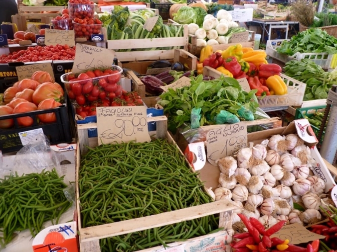 Crotone, sequestrati 600 kg di prodotti ortofrutticoli che saranno devoluti in beneficenza images Crotone, sequestrati 600 kg di prodotti ortofrutticoli che saranno devoluti in beneficenza