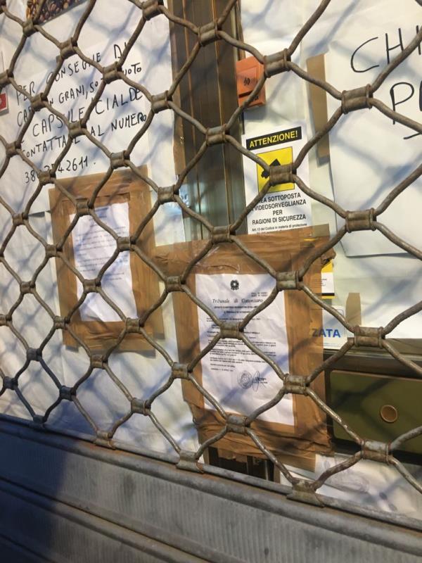 Catanzaro. Fallisce la società che aveva rilevato la "Lanzo caffè srl": chiude in centro un’altra storica attività  images Catanzaro. Fallisce la società che aveva rilevato la "Lanzo caffè srl": chiude in centro un’altra storica attività