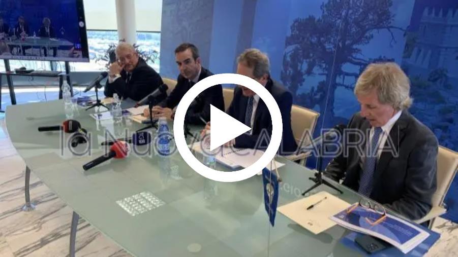 Presentato in Cittadella il premio Eccellenze INPS 2023, Occhiuto: “Dimostrato al Paese il valore della Calabria”
images Presentato in Cittadella il premio Eccellenze INPS 2023, Occhiuto: “Dimostrato al Paese il valore della Calabria”