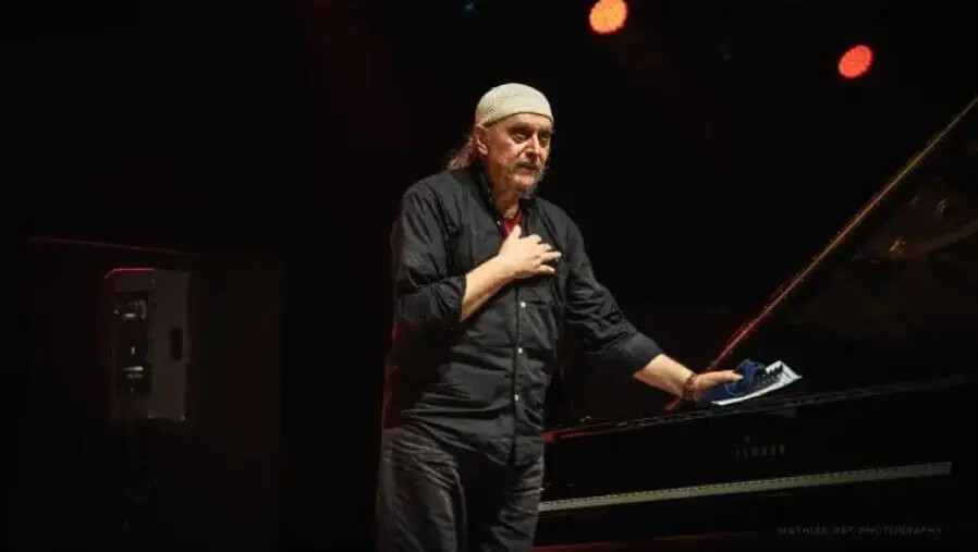 Il “Mestre" brasiliano Egberto Gismonti trionfa a Sibari images Il “Mestre" brasiliano Egberto Gismonti trionfa a Sibari