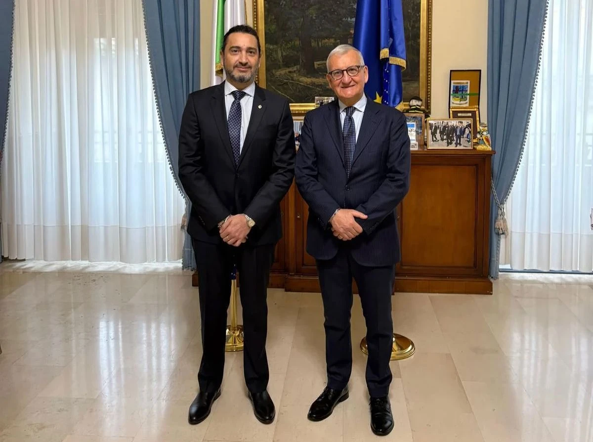 Catanzaro, il Prefetto riceve in visita il neo Console onorario dell’Uruguay 