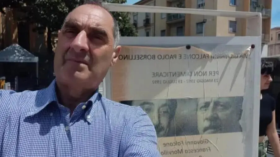 Catanzaro, Stanizzi: "Sia sistemato decentemente quel tabellone di Borsellino e Falcone davanti al Palazzo di Giustizia" images Catanzaro, Stanizzi: "Sia sistemato decentemente quel tabellone di Borsellino e Falcone davanti al Palazzo di Giustizia"