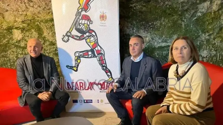 Catanzaro, al via la V edizione di “A Farla Amare Comincia Tu” con Domenico Iannacone
 images Catanzaro, al via la V edizione di “A Farla Amare Comincia Tu” con Domenico Iannacone