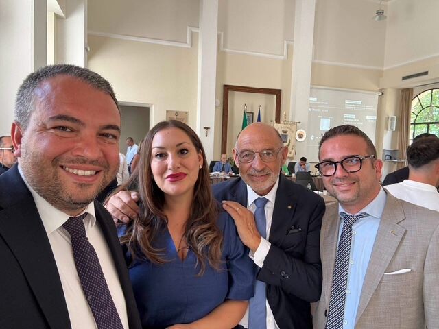 images Rosa: "Noi Moderati a Castrovillari cresce ed entra come gruppo in Consiglio comunale ed in Giunta"