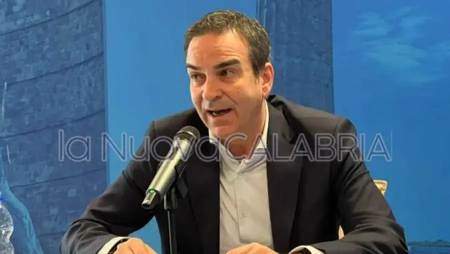 Critiche M5S sulla gestione della Fondazione Calabria Film Commision: Occhiuto difende l’operato di Vigna images Critiche M5S sulla gestione della Fondazione Calabria Film Commision: Occhiuto difende l’operato di Vigna