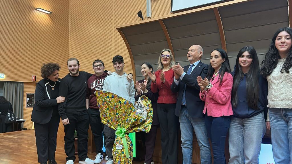 images Premio per l’IIS ‘Costanzo’ di Decollatura allo StemDay tenutosi all'UMG di Catanzaro