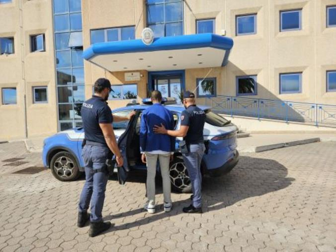 Il Questore di Catanzaro "sottrae" al Lametino uno straniero pericoloso per l’ordine e la sicurezza pubblica