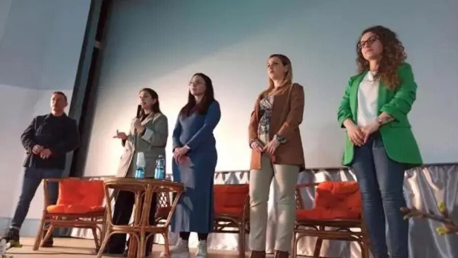 Borgia, si conclude il quarto incontro del progetto “Proiettiamo un mondo migliore” images Borgia, si conclude il quarto incontro del progetto “Proiettiamo un mondo migliore”