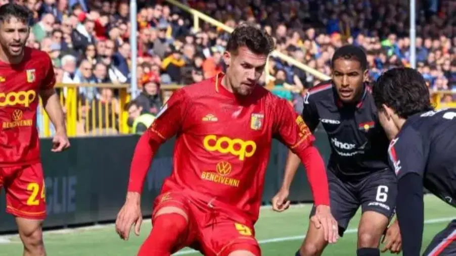 Il corsivo giallorosso. Felici e...scontenti, la vittoria se la porta via il vento  images Il corsivo giallorosso. Felici e...scontenti, la vittoria se la porta via il vento