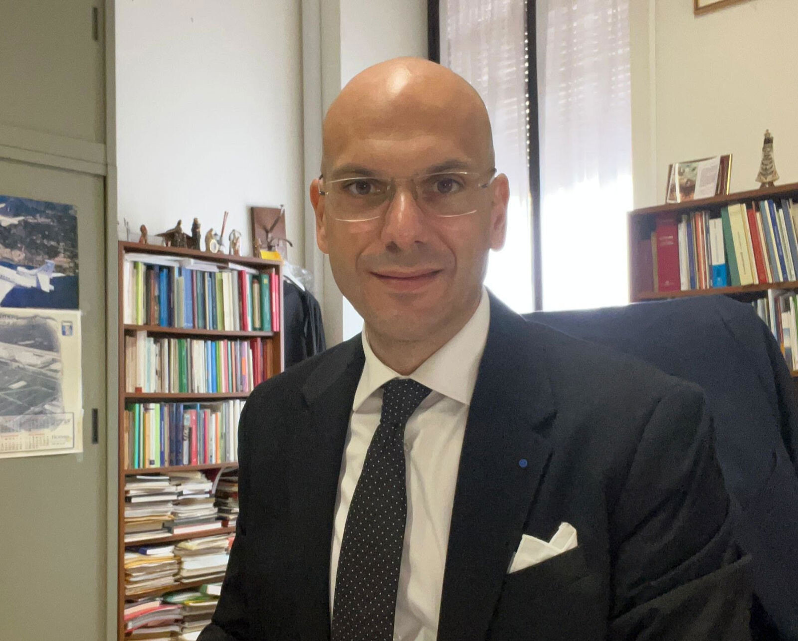 images Il silenzio che "spegne" il cervello: intervista a Lorenzo Festicini (INA) sul declino cognitivo