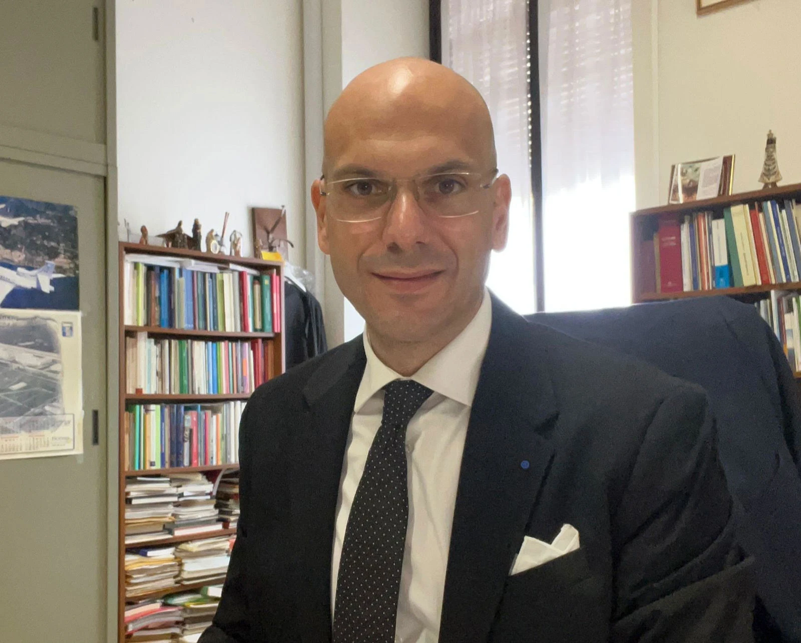 Il silenzio che "spegne" il cervello: intervista a Lorenzo Festicini (INA) sul declino cognitivo