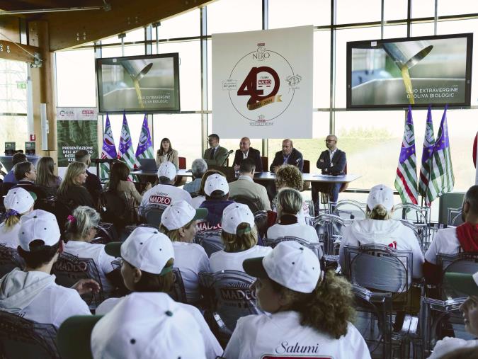 images Cosenza, sottoscritto accordo integrativo tra Fai Cisl e la filiera Madeo 