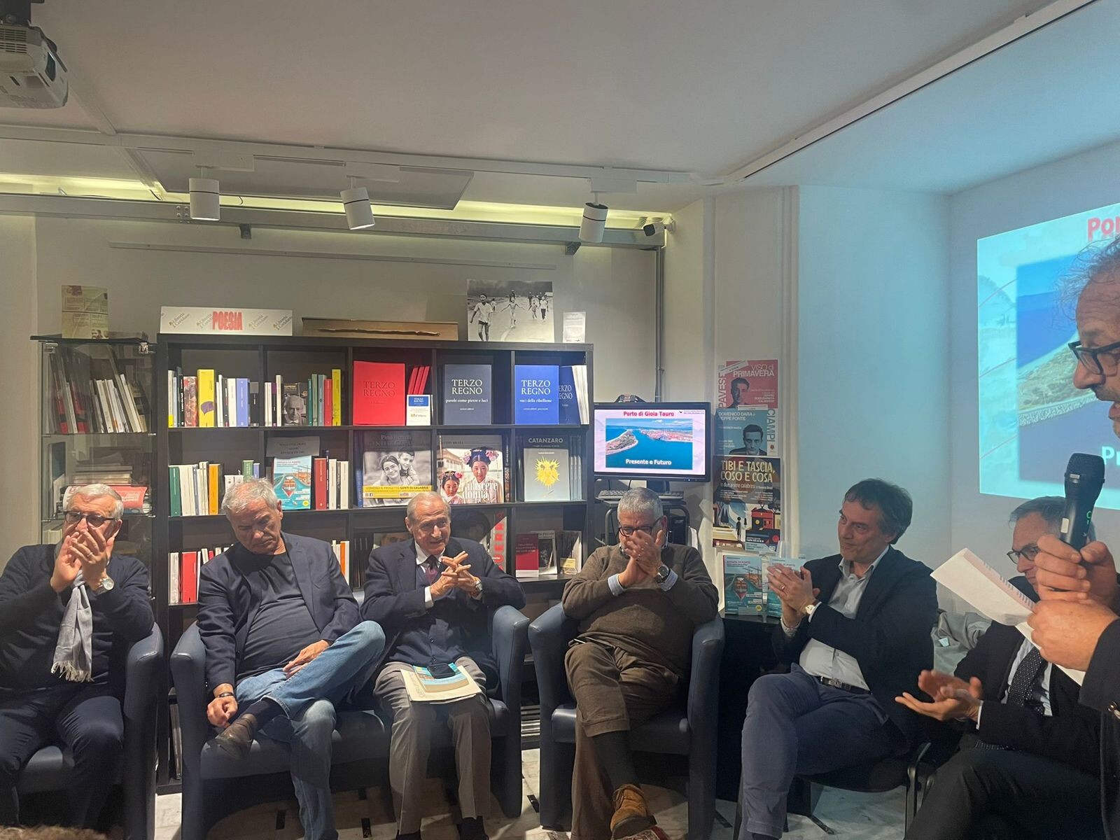 images Catanzaro, alla libreria Coriolano il libro di Giuseppe Soriero nel ricordo di Michele Albanese