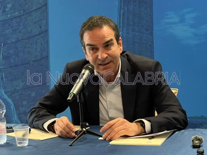 Attentato al giornalista Ranucci, la solidarietà di Occhiuto: "Respingere violenza e intimidazioni"