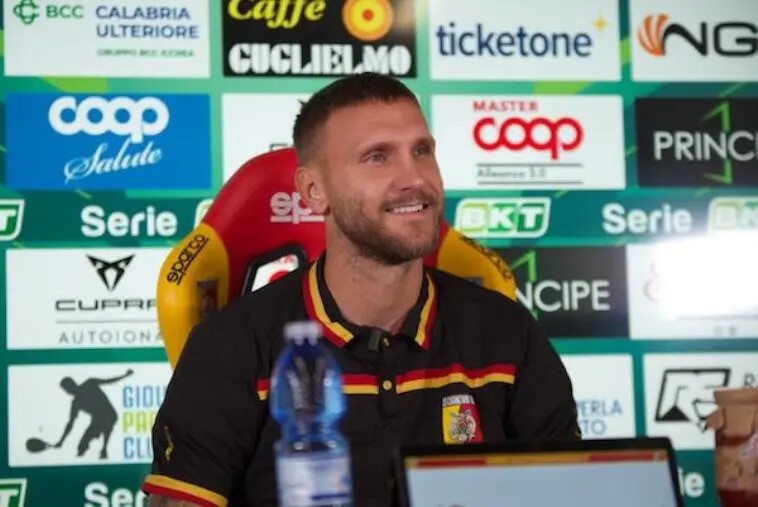 images Scognamillo in sala stampa: "Vittoria di gruppo che aspettavamo da tanto tempo" 