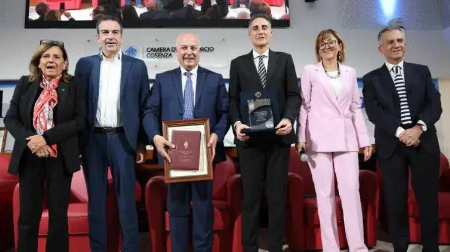 images Premio nazionale “Antonio Serra”: l’eccellenza accademica italiana protagonista a Cosenza 