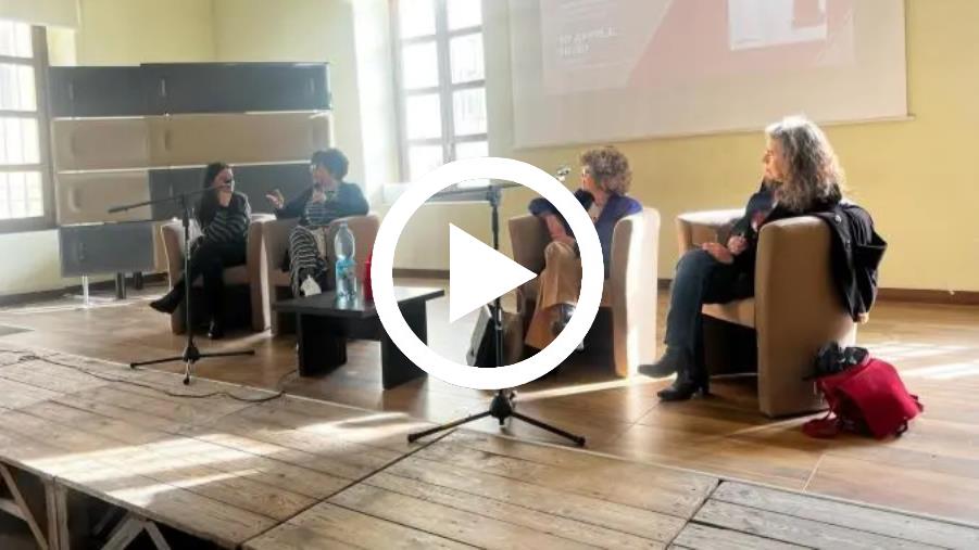 Catanzaro, presentato il libro "Ritrovare Medea” di Maria Procopio images Catanzaro, presentato il libro "Ritrovare Medea” di Maria Procopio