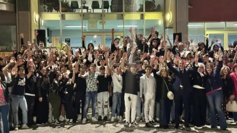 images Festa di fine anno all'Istituto I.I.S. "Valentini - Majorana" di Castrolibero