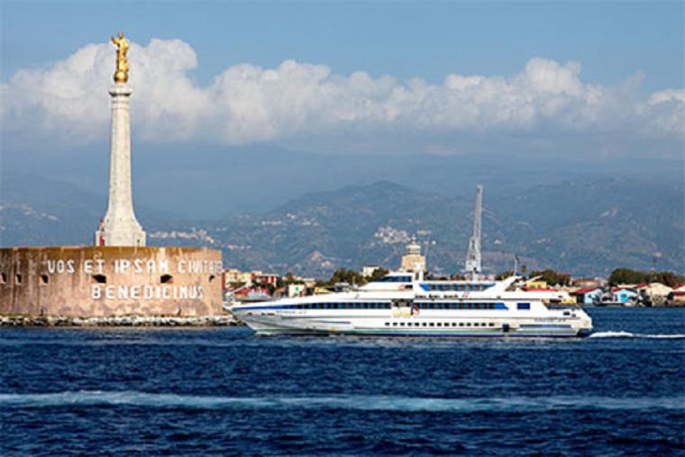 images Stretto di Messina, il personale Blu jet proclama un giorno di sciopero 