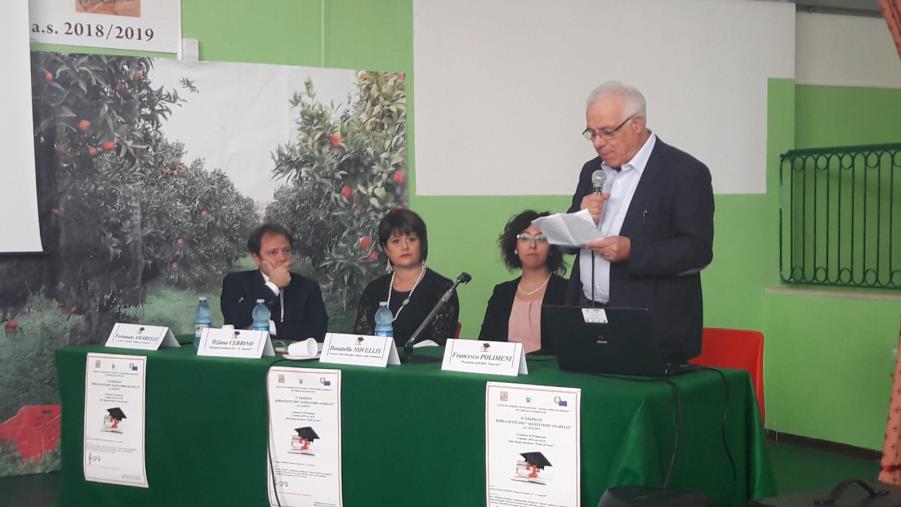 Incidente nei pressi di Copanello, rallentamenti sulla 106 images Incidente nei pressi di Copanello, rallentamenti sulla 106